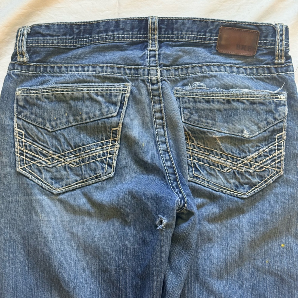 BKE “Tyler” Bootcut Distressed Faded Washed Denim Wide Leg Jeans Thrashed - Picture 10 of 10